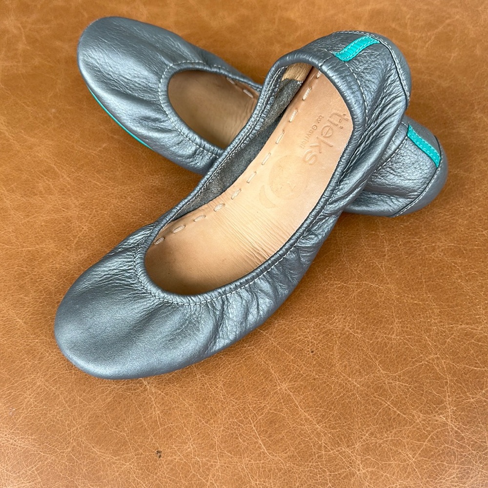 Tieks size 7 - Metallic Pewter